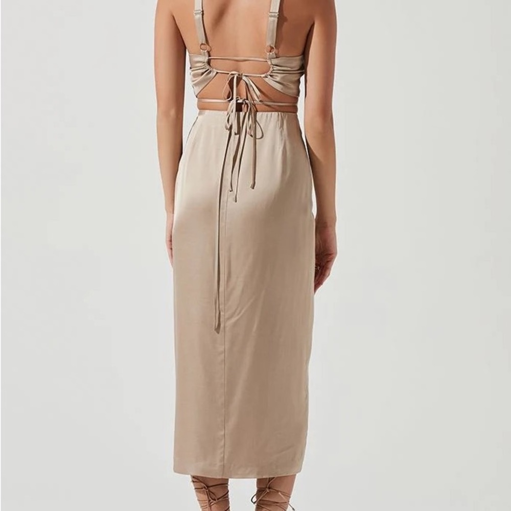 ASTR THE LABEL | ROBIN MIDI SKIRT | KHAKI - Picture 3 of 7
